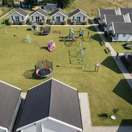 Деревянный коттедж Biala Wioska 2 Устроне-Морске